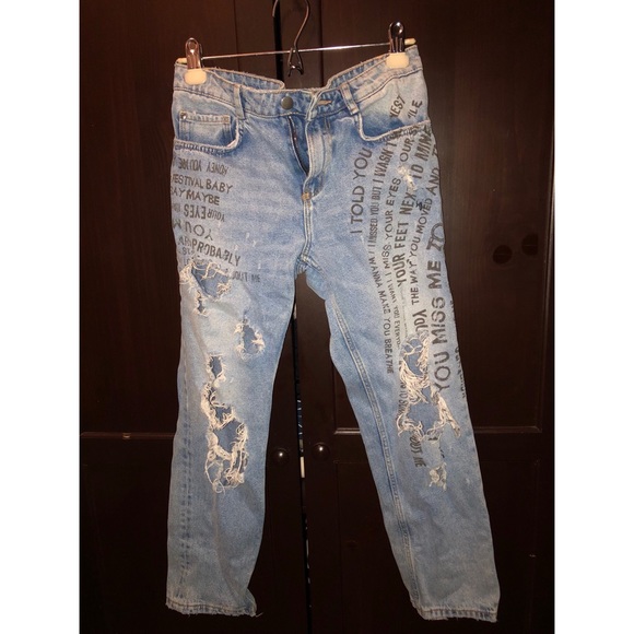 zara jeans back pocket design